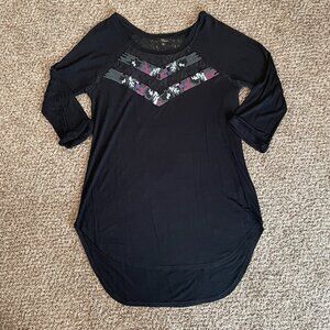 Size Large Cupio black quarter sleeve top embroidery lace